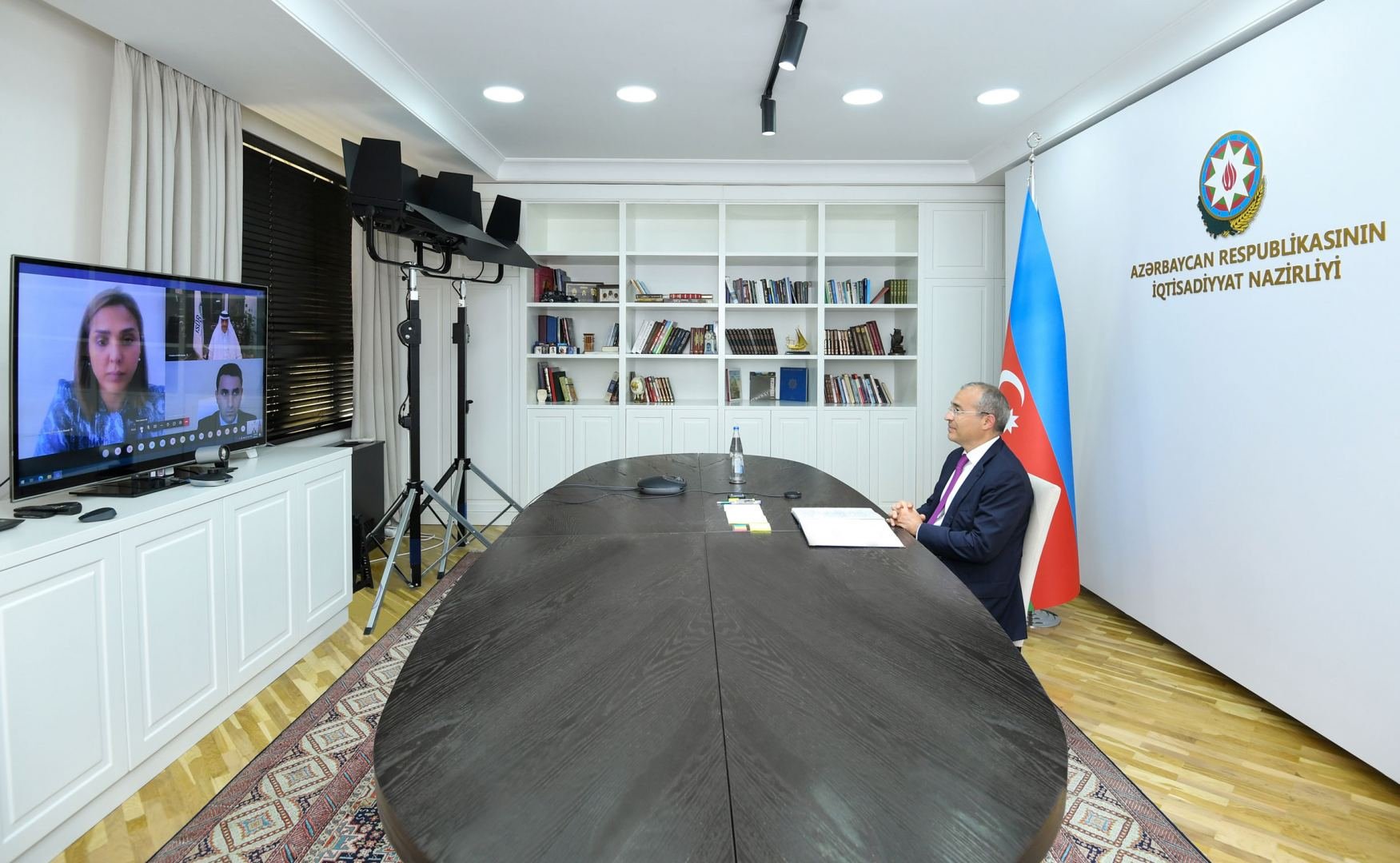 İslam İnkişaf Bankı Azərbaycana 1 milyard dollara yaxın investisiya yatırıb