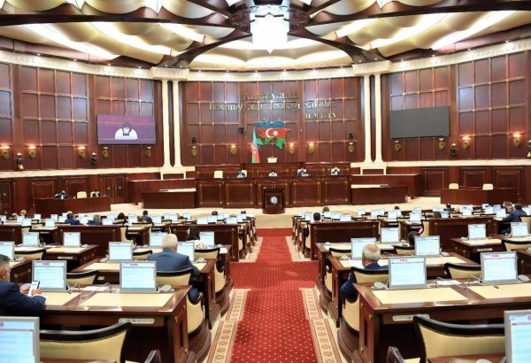 Azerbaijani Parliament adopts various international documents
