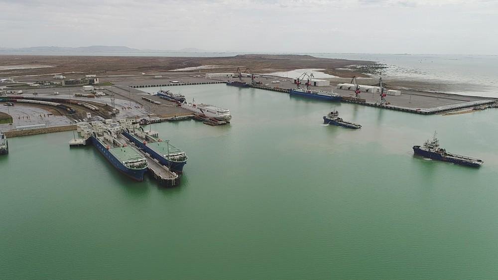 Çin Azərbaycandan tranzitlə Niderland limanına yük daşımağı planlaşdırır