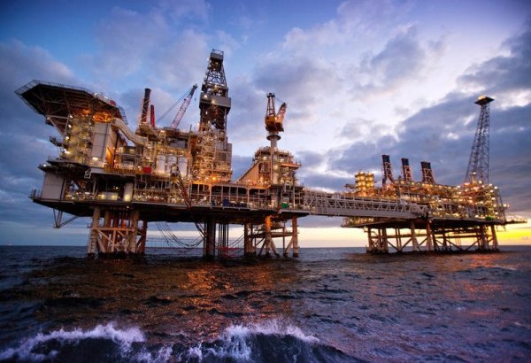 Стоимость азербайджанской нефти превышает $83 за баррель