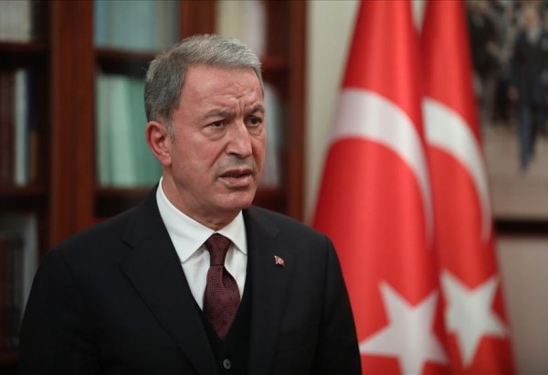 Turkish, Russian defense ministers discuss urgency of Ukraine cease-fire