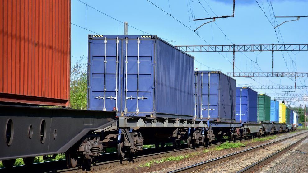 Российская компания готова расширить поставки в Азербайджан железнодорожных вагонов