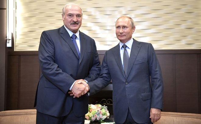 Лукашенко и Путин договорились о поставках Беларуси современной военной техники