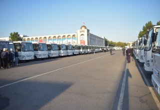 Бишкекке кыймылдаткычы газ менен иштеген дагы 210 жаңы автобус келди