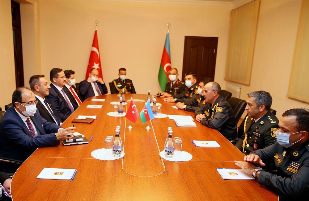 Azerbaijan and Turkey discuss military-technical support issues
