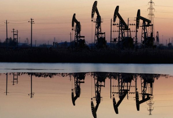 Azerbaijan discloses oil prices