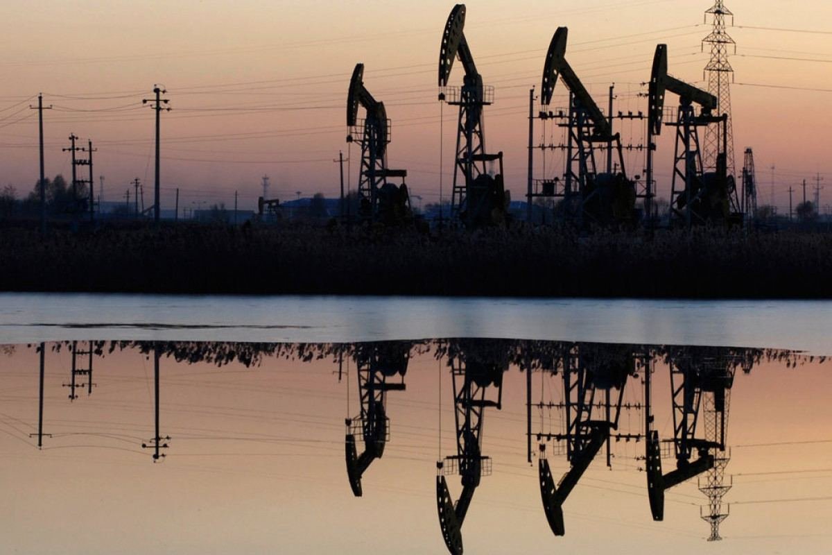 Стоимость азербайджанской нефти превысила $83 за баррель