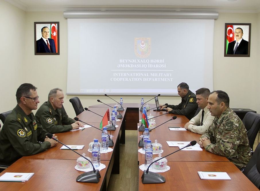 Азербайджан и Беларусь обсудили вопросы военного сотрудничества