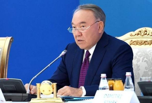 Нурсултана Назарбаева предложили избрать главой Совета мудрецов
