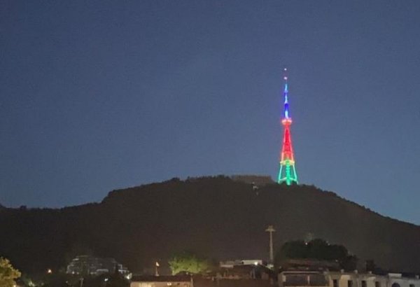 Azerbaijan's flag illuminated on TV tower in Georgia due to anniversary of restoration of Azerbaijan's independence