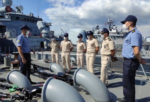 Офицеры ВМС Азербайджана успешно прошли курс стажировки в Турции