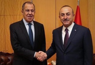 Çavuşoğlu Moskvada Lavrovla Rusiya-Ukrayna məsələsini müzakirə edir