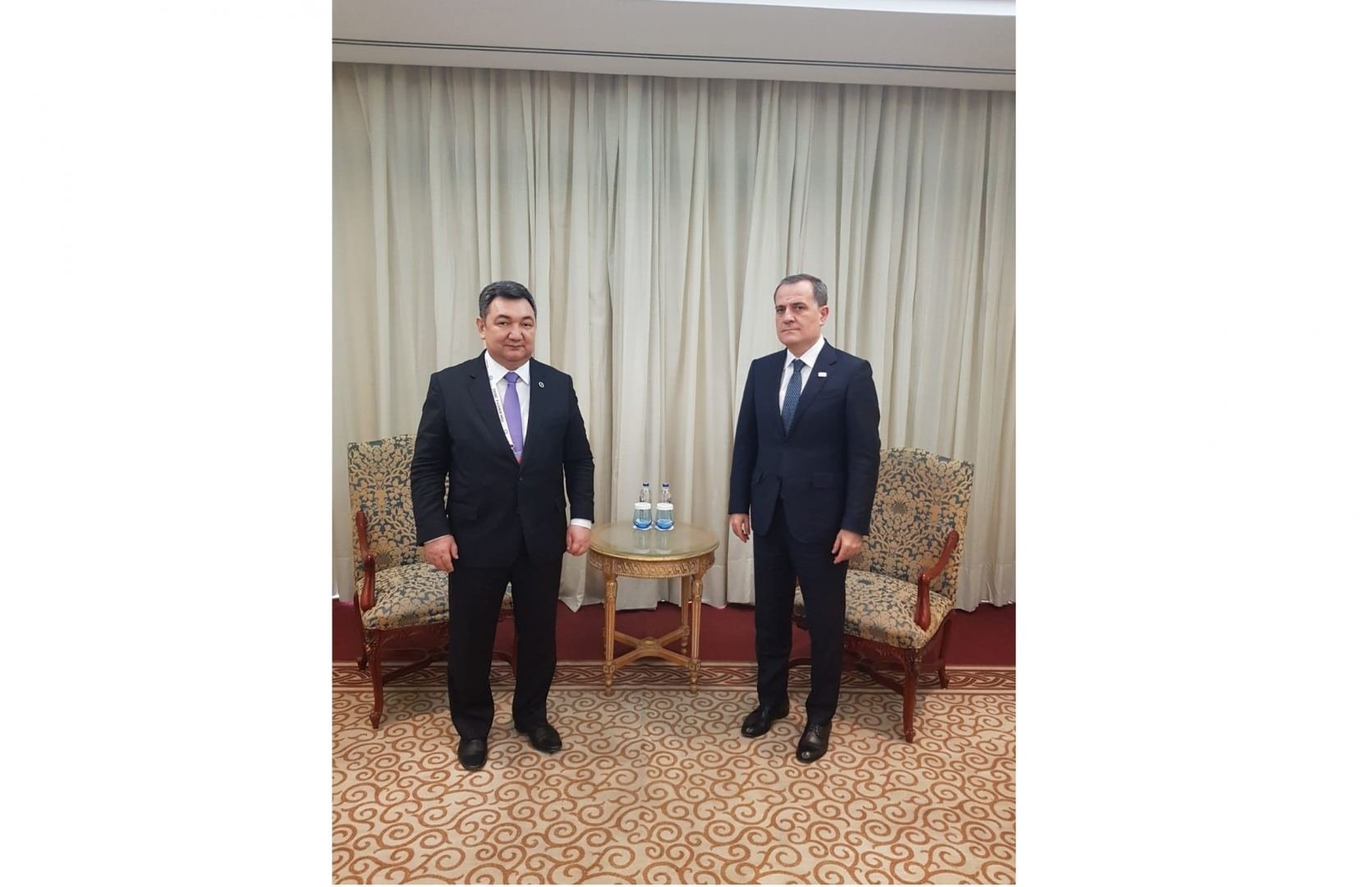 Ceyhun Bayramov Beynəlxalq Türk Akademiyasının prezidenti Darxan Kıdırəli ilə görüşüb