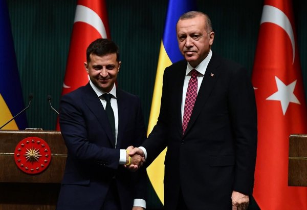 Erdogan holds phone talks with Zelensky
