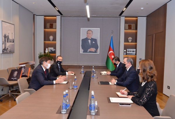 Azerbaijani Foreign Minister meets with Secretary General of TURKSOY