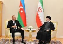 President Ilham Aliyev met with Iranian President Seyyed Ebrahim Raisi (PHOTO)