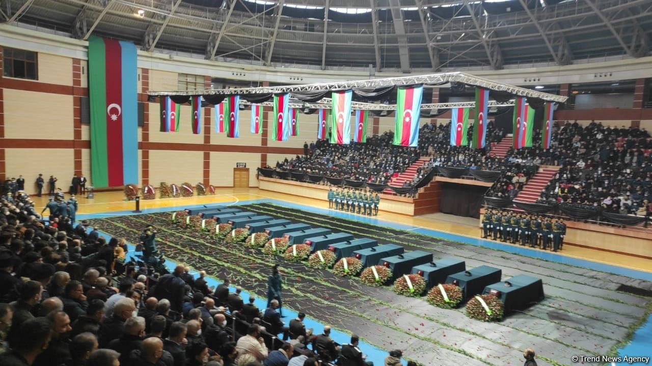 Azerbaijan holding farewell ceremony for servicemen who died in military helicopter crash - LIVE