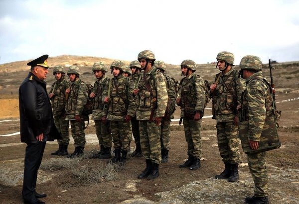 Начальник Генерального штаба азербайджанской армии встретился с личным составом Высшего военного училища