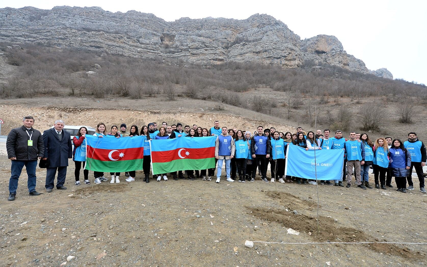 В рамках инициированного вице-президентом Фонда Гейдара Алиева Лейлой Алиевой проекта в городе Шуша прошла массовая акция по посадке деревьев