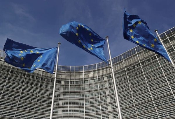 ЕС выделил €560 млн на поддержку сирийцев в Турции