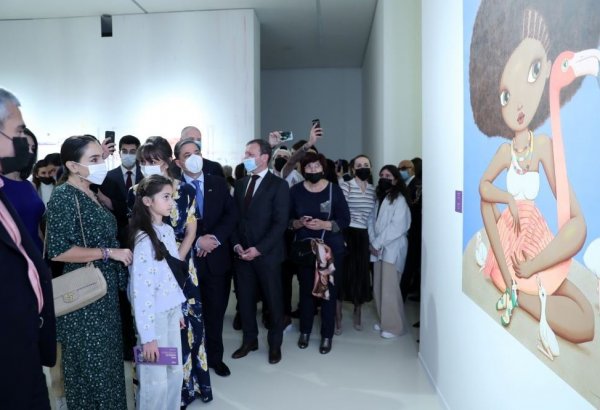 VP of Heydar Aliyev Foundation Leyla Aliyeva attends opening of personal exhibition "Gratitude" by Brazilian street art artist Nina Pandolfo
