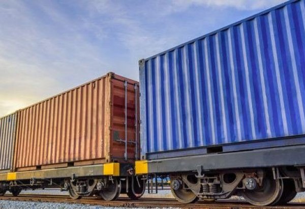 Regular container block train arrives from China to Azerbaijan