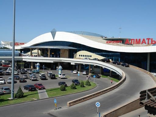 Almatı beynəlxalq aeroportu əvvəlki iş rejiminə qayıdıb