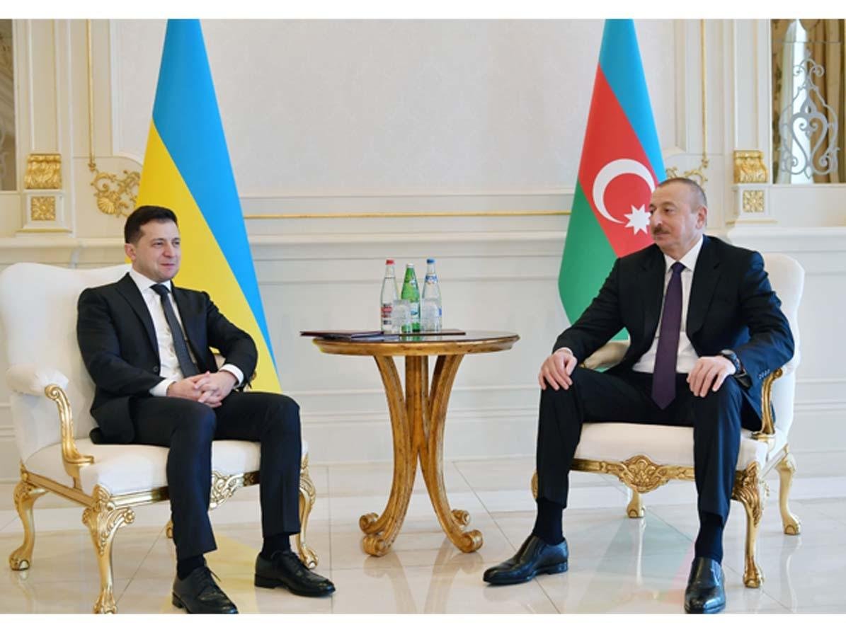 Ukrayna Prezidenti Volodimir Zelenskinin adından Azərbaycan Prezidenti İlham Əliyevin şərəfinə lanç verilib