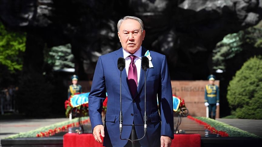 Kazakistan’da Nazarbayev’in damatları olarak bilinen iki kişi görevlerinden istifa etti