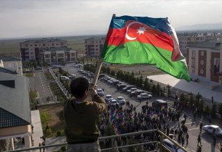 Azerbaycan'da işgalden kurtarılan Karabağ'a düzenli otobüs seferleri başlatılacak