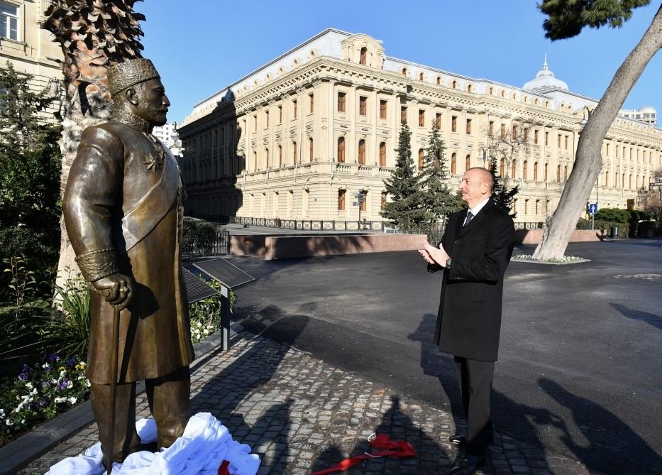 President Ilham Aliyev unveils monument to philanthropist Haji Zeynalabdin Taghiyev in Baku