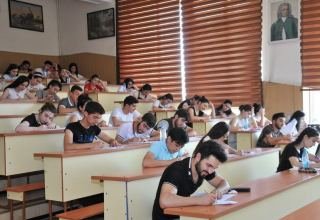 Венгрия предлагает 200 стипендиальных мест для студентов из Азербайджана