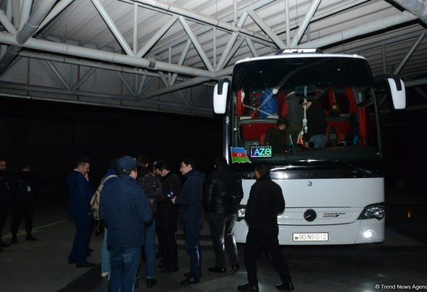 Автобус Баку-Шуша задержался из-за погодных условий