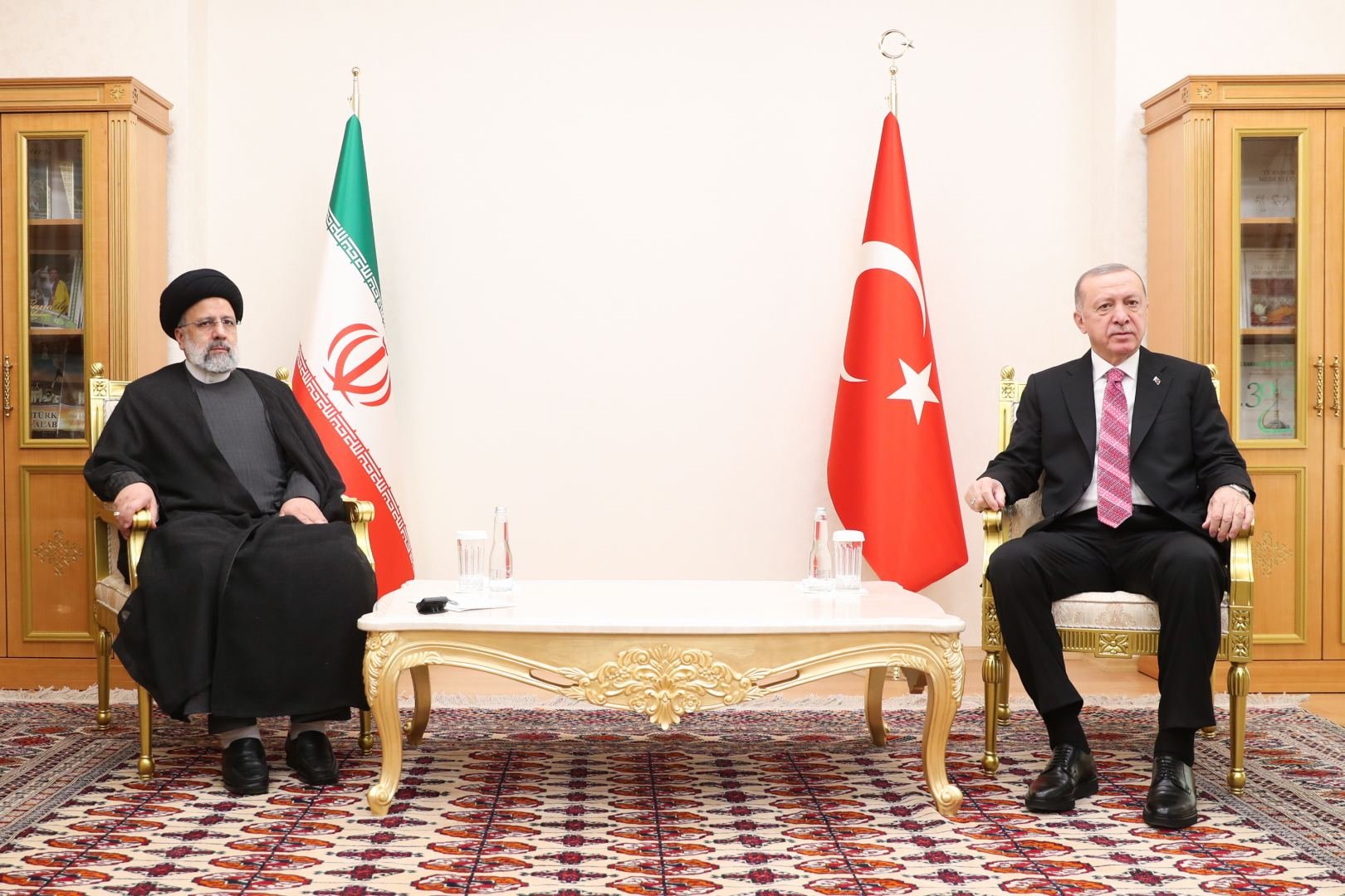 Iran president stresses enhancement of relations with Turkey