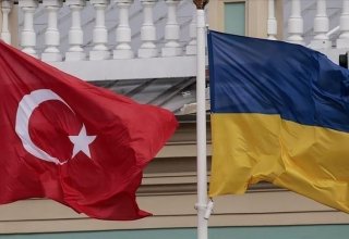Türkiyə və Ukraynanın xarici işlər nazirləri arasında telefon danışığı olub