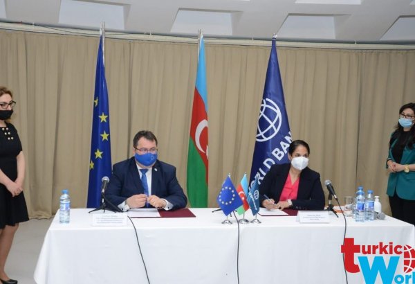 ЕС и ВБ подписали в Баку грантовое соглашение (ФОТО)