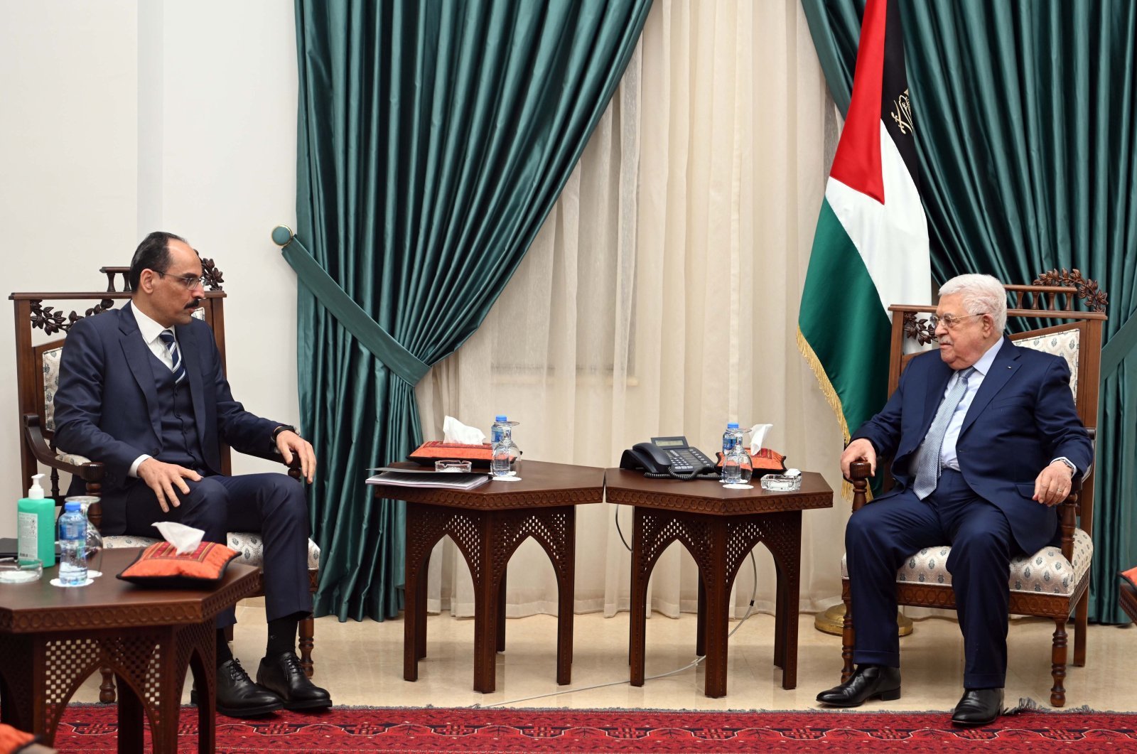 Presidential Spox Kalin discusses Turkey-Palestine ties with Abbas