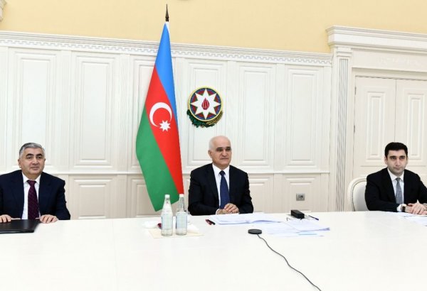 Azərbaycan-Rusiya Hökumətlərarası Komissiyasının həmsədrləri arasında görüş olub (FOTO)
