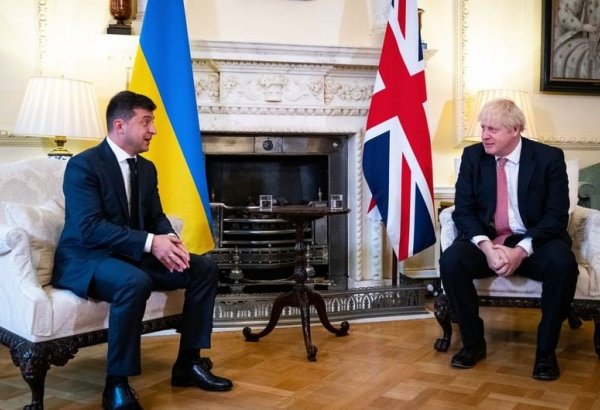 Джонсон и Зеленский обсудили поставки оружия Украине