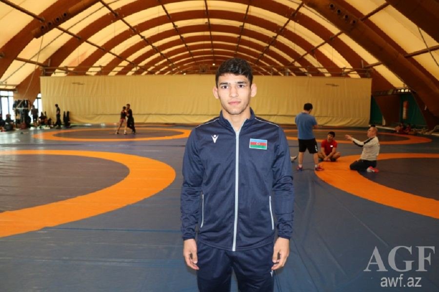 Azerbaijani wrestler defeats Armenian opponent and reaches final of European Championship