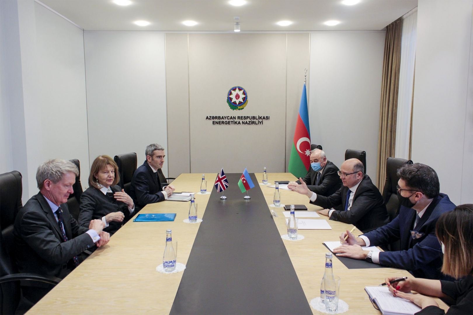 Азербайджан и Великобритания обсудили факторы стабильности на энергорынках