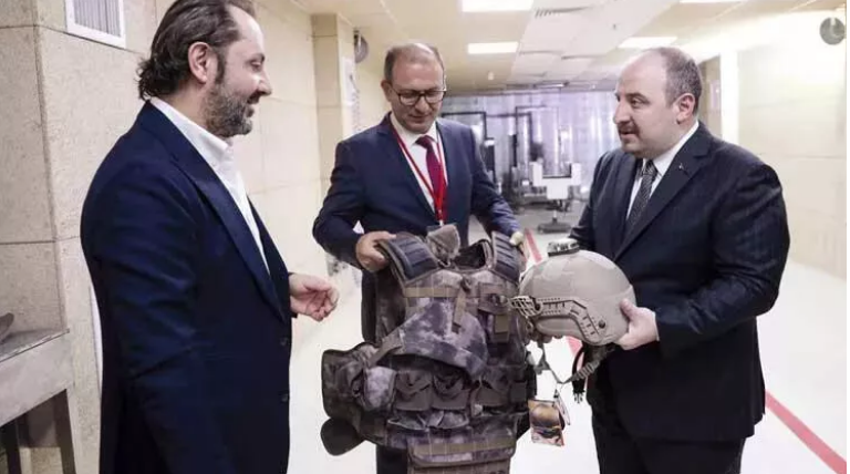 Turkish company has provided ballistic protective helmets and flak jackets to  Volodymyr Zelensky