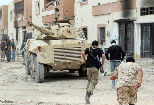 Turkey calls for restraint as battle rocks Libyan capital