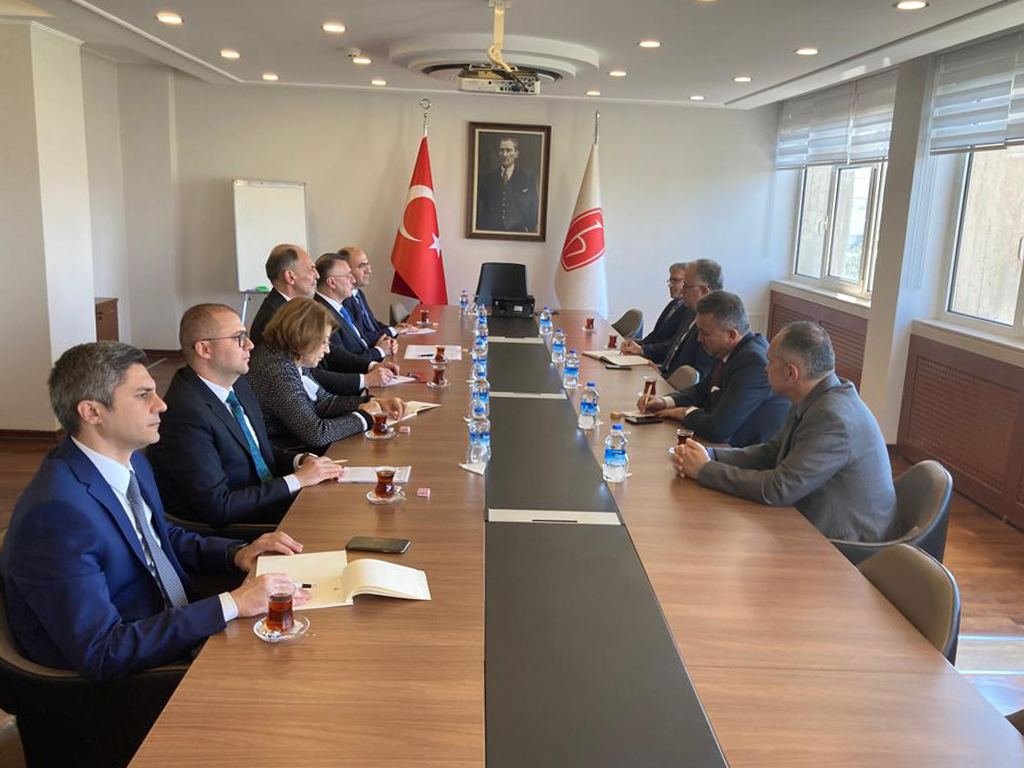 Delegation of Azerbaijani Health Ministry acquainted with activities of Turkish Hacettepe University