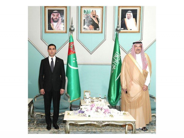 Hormatly Prezidentimiz Serdar Berdimuhamedowyň Saud Arabystany Patyşalygyna sapary tamamlandy