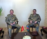 Azərbaycan və Qırğızıstan müdafiə nazirlərinin ikitərəfli görüşü keçirilib (FOTO)
