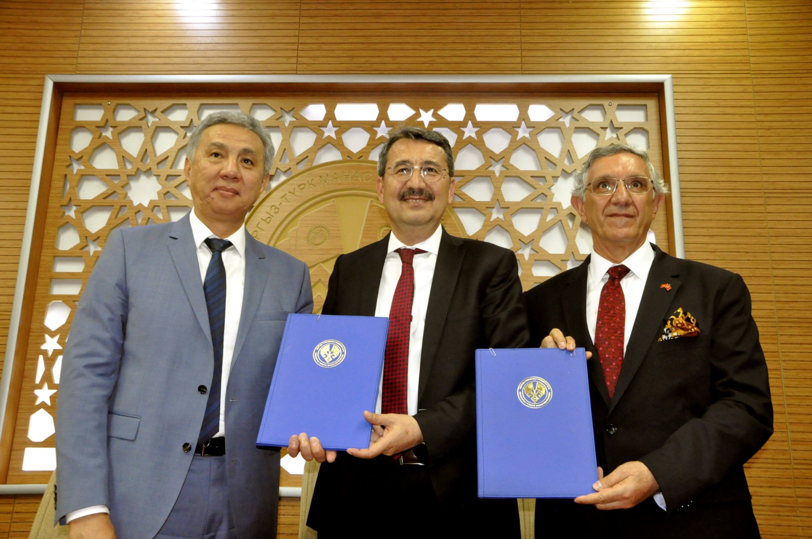 İbn Haldun ile Kırgızistan-Türkiye Manas üniversiteleri arasında iş birliği protokolü