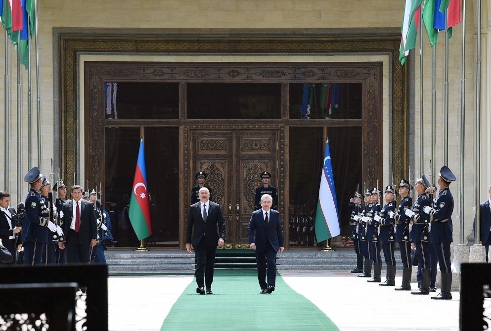 Official welcome ceremony held for President Ilham Aliyev in Tashkent (PHOTO)