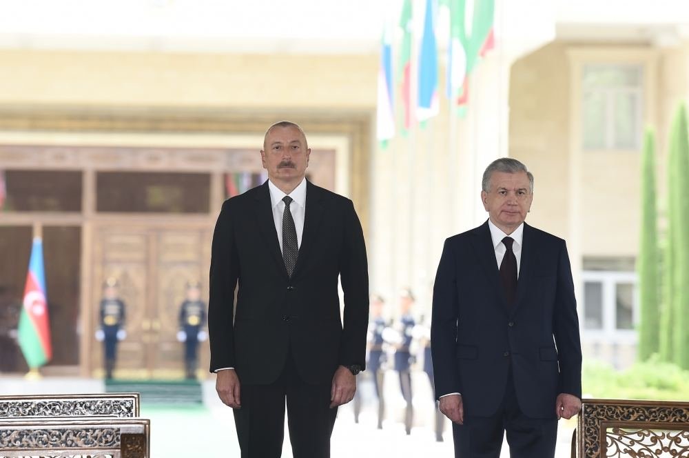 Official welcome ceremony held for President Ilham Aliyev in Tashkent (PHOTO)