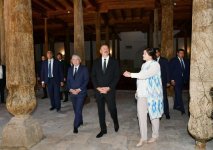 President Ilham Aliyev gets acquainted with Itchan Kala State Museum in Uzbekistan (FOTO)